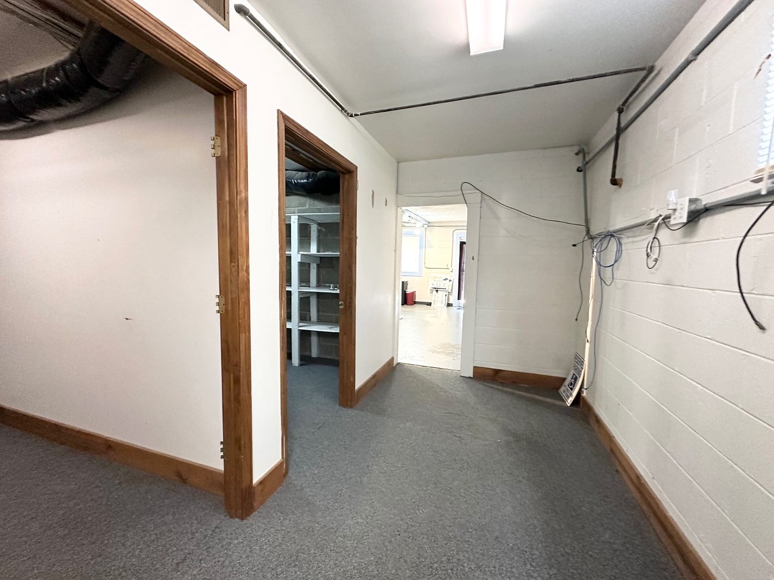 Listing images