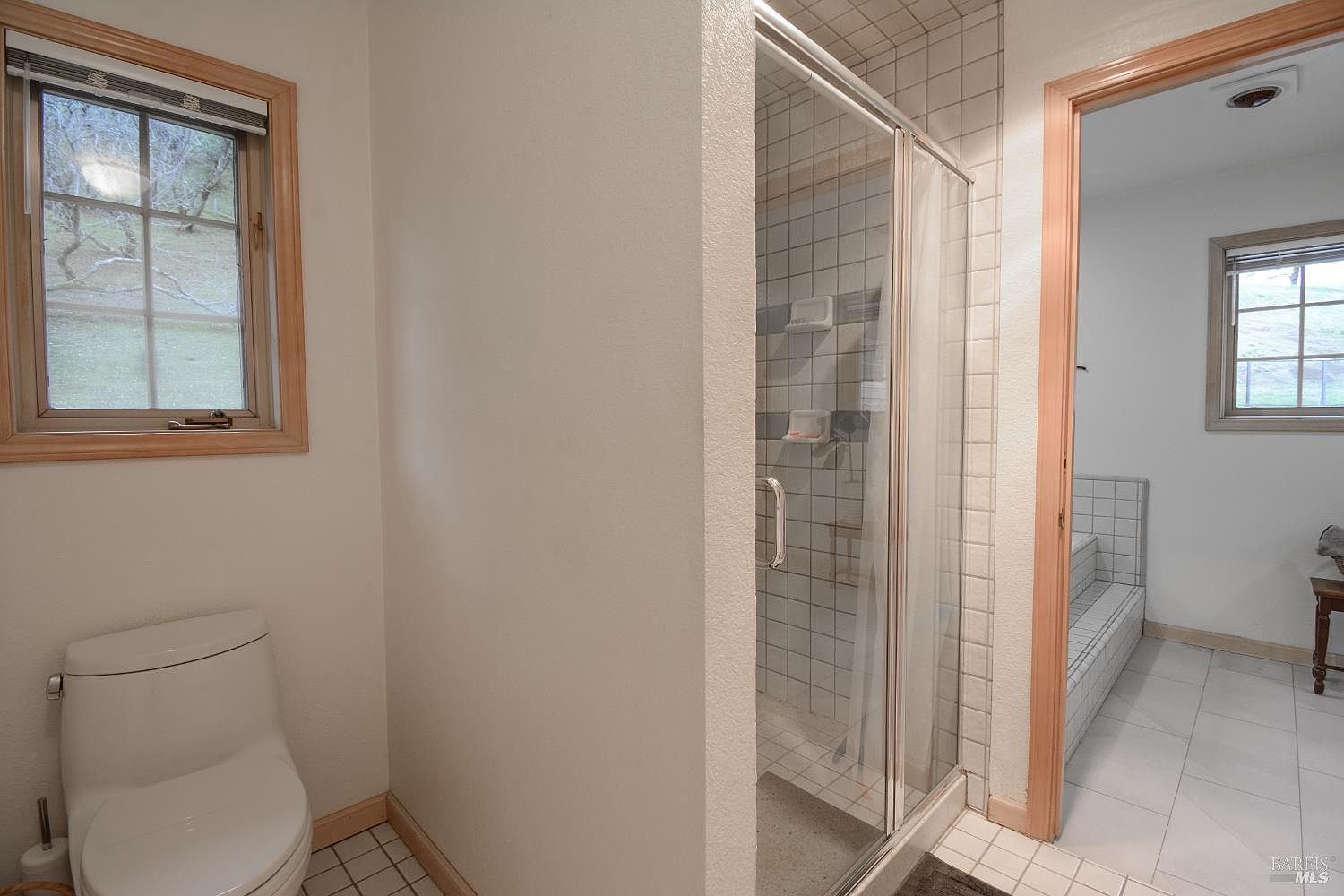 Listing images
