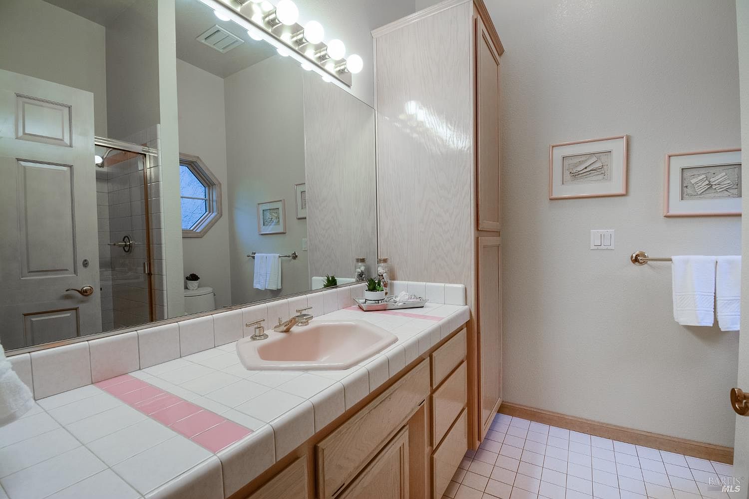 Listing images