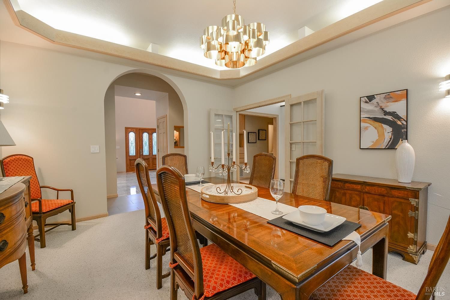 Listing images