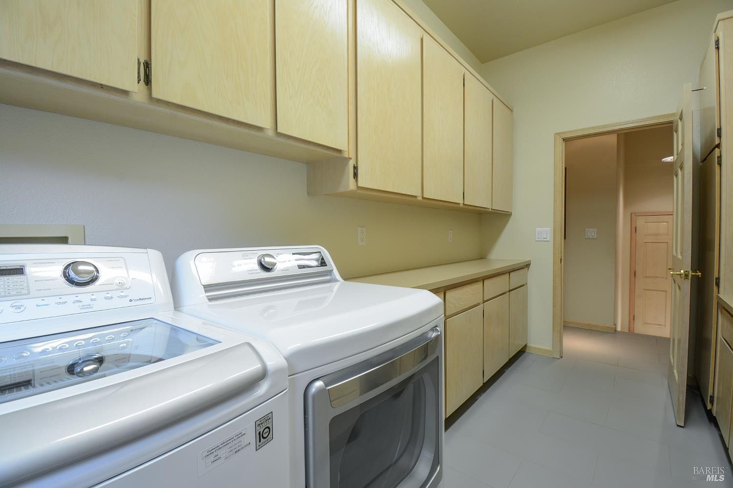 Listing images
