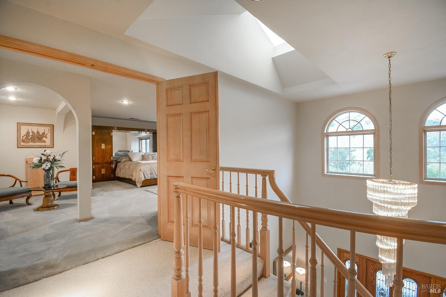 Listing images