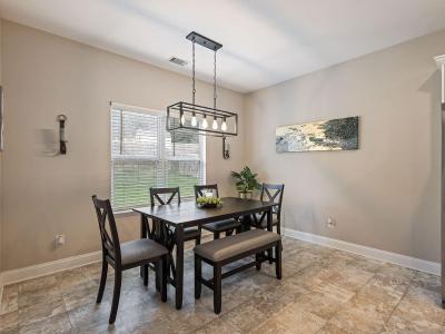 Listing images