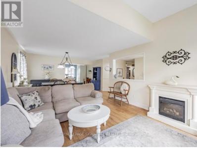 Listing images