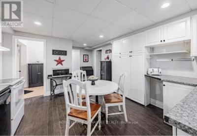 Listing images