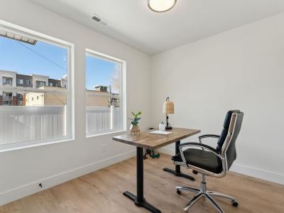 Listing images