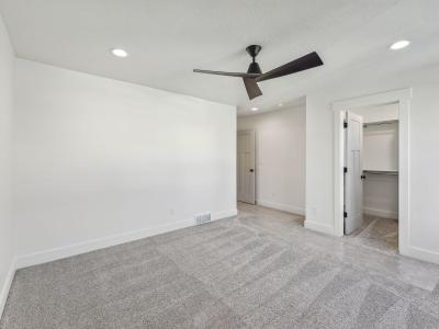 Listing images