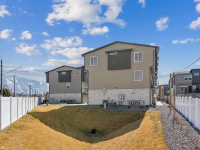 Listing images