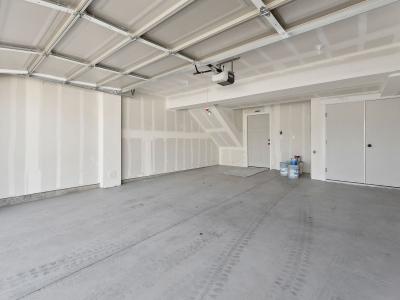 Listing images