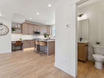 Listing images