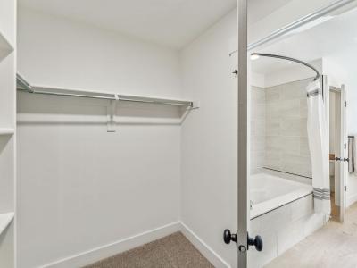 Listing images