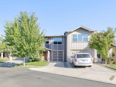Listing images