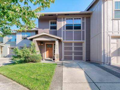 Listing images