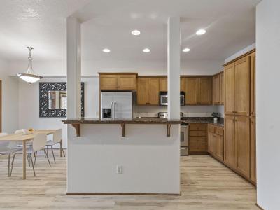 Listing images