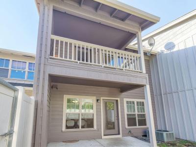 Listing images