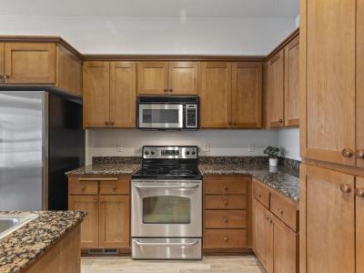 Listing images