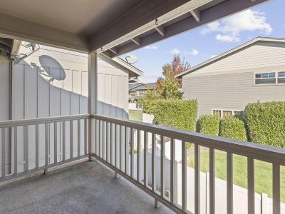 Listing images