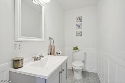 Listing images