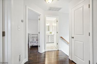 Listing images