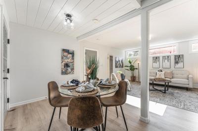 Listing images