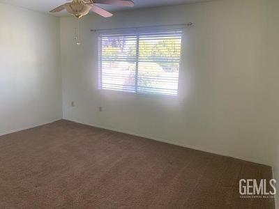 Listing images