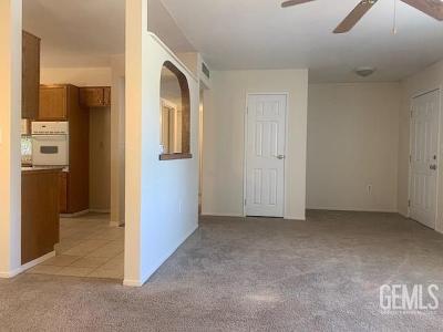 Listing images