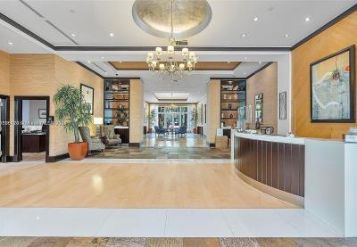 Listing images