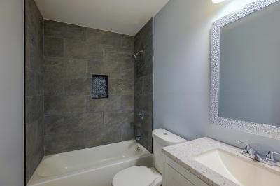 Listing images