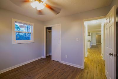 Listing images