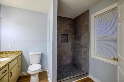 Listing images