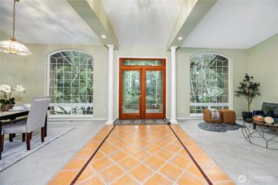 Listing images