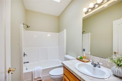 Listing images