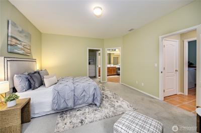 Listing images