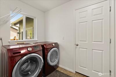 Listing images