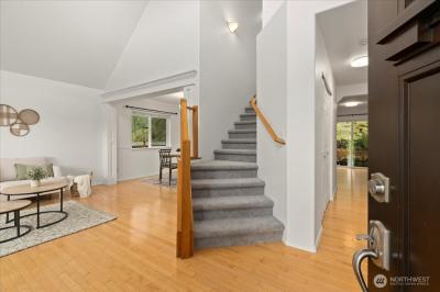 Listing images