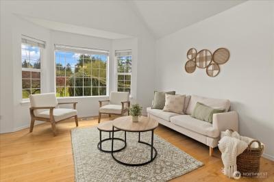 Listing images