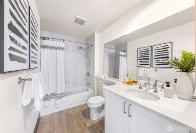 Listing images