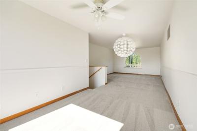Listing images