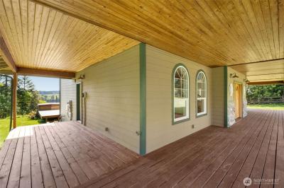 Listing images