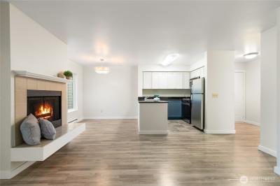 Listing images