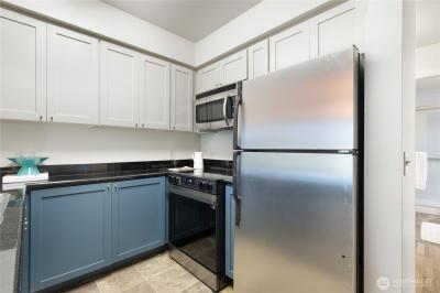 Listing images