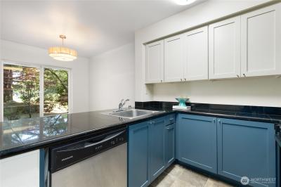 Listing images