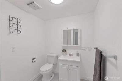 Listing images