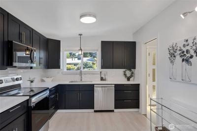 Listing images