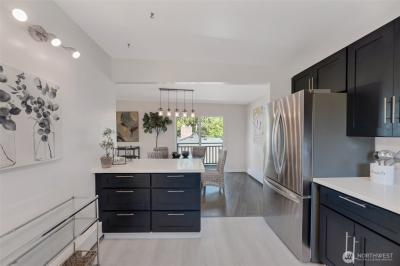 Listing images