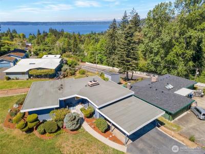 Listing images