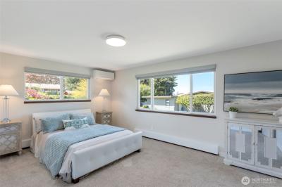 Listing images