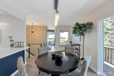 Listing images