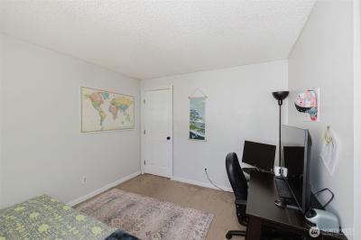 Listing images