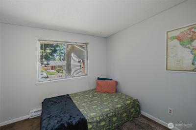 Listing images